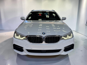 BMW 530d xDrive foto 2