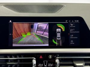 BWM 320i xDrive Sedan foto 8
