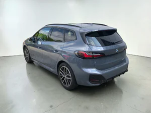BMW 218d Active Tourer foto 4