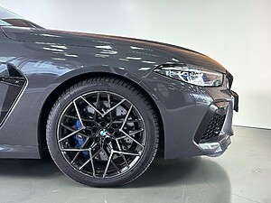 BMW M8 cabrio foto 6