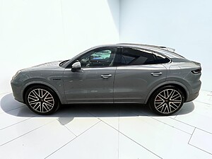 Porsche Cayenne Turbo E-Hybrid Coupé foto 3