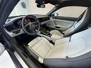 Porsche 911 Carrera S Coupe foto 4