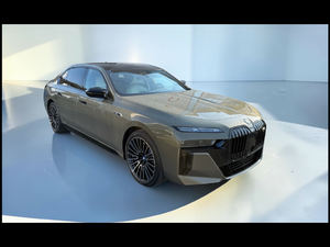 BMW M760e xDrive Sedan foto 3