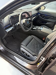 BMW 550e xDrive Sedan foto 10