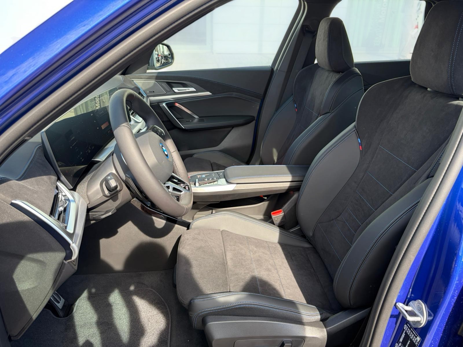 BMW iX1 eDrive20 foto 8